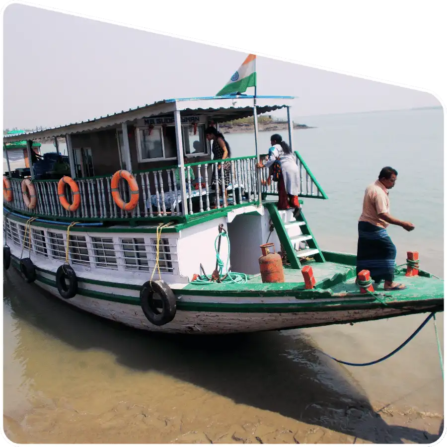 Sundarban tour operator arranging river cruise safari